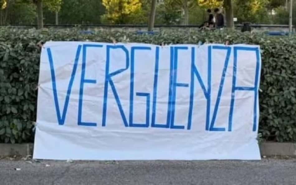 Torcida do Real Madrid protesta após derrota em El Clásico: 'Vergonha'
