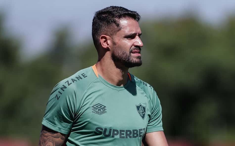 Renato Augusto pode voltar a jogar contra GV San José, pela Sul-Americana