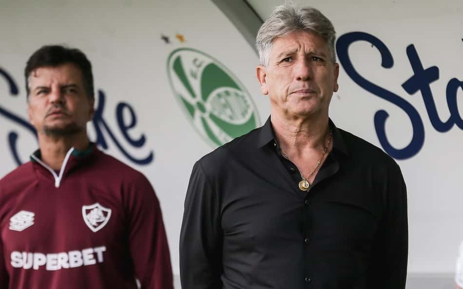 Renato reafirma confiança no elenco, mas volta a pedir reforços: 'Dois ou três'