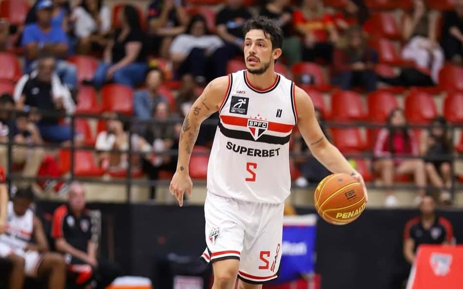 Playoffs do NBB: São Paulo e Bauru se classificam na prorrogação