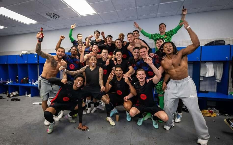 Após título, jogador do Barcelona é flagrado repetindo hábito conhecido