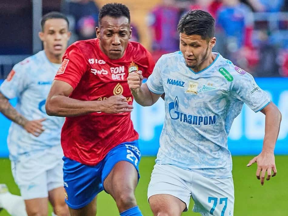Moisés em ação por CSKA x Zenit (Divulgação: CSKA Moscou)