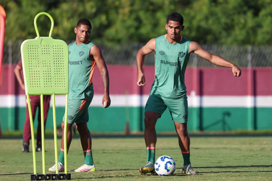 Desfalques meio renato gaúcho