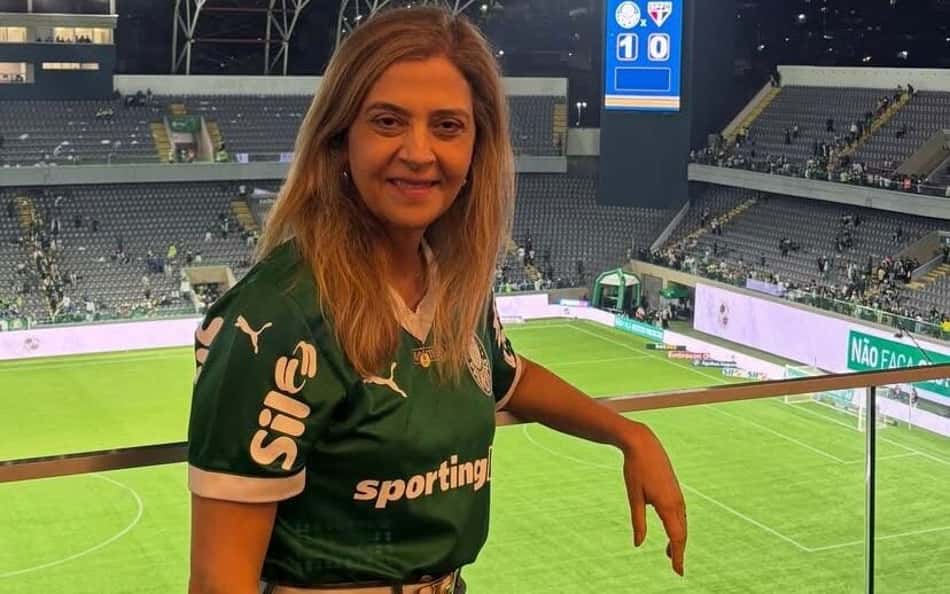 Leila comemora vitória do Palmeiras e usa IA para exaltar Vitor Roque
