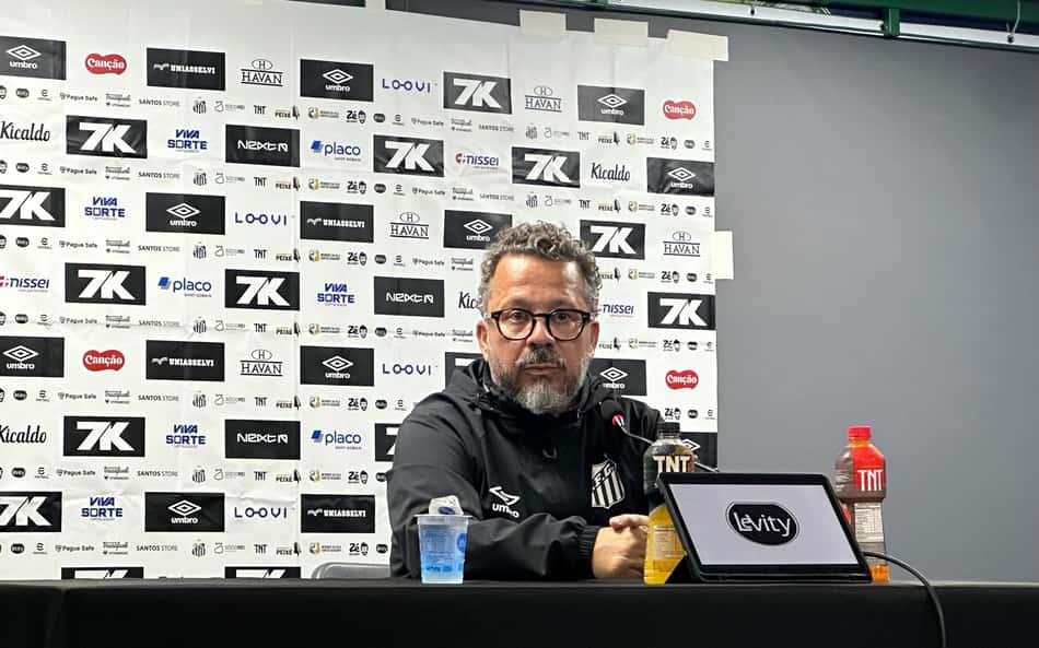 Cléber Xavier técnico do Santos