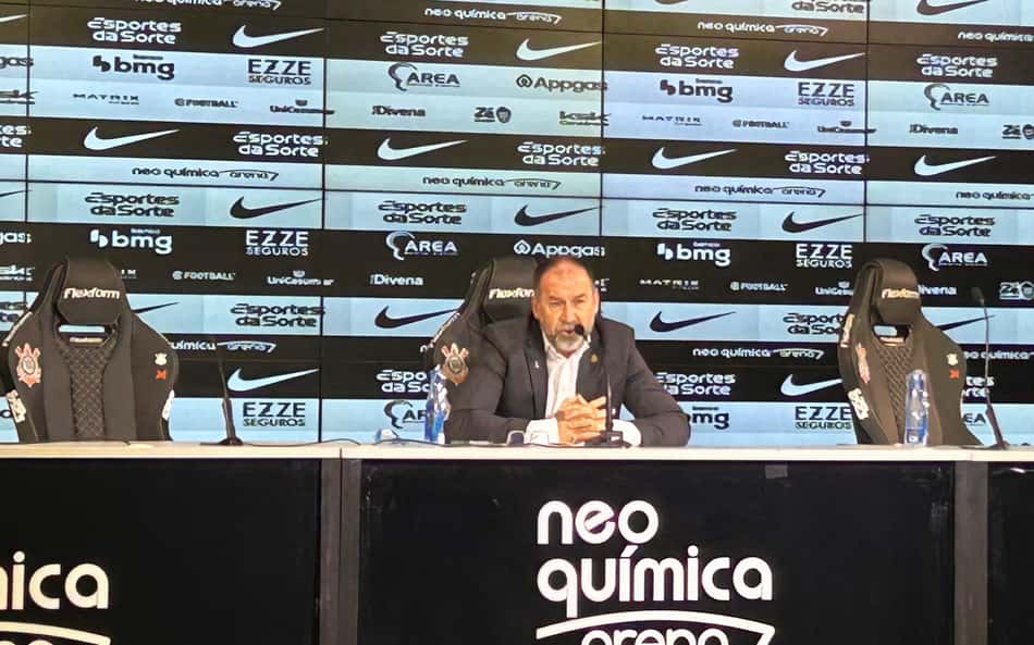 'Contratei o Messi?': Augusto Melo nega responsabilidade em dívida do Corinthians