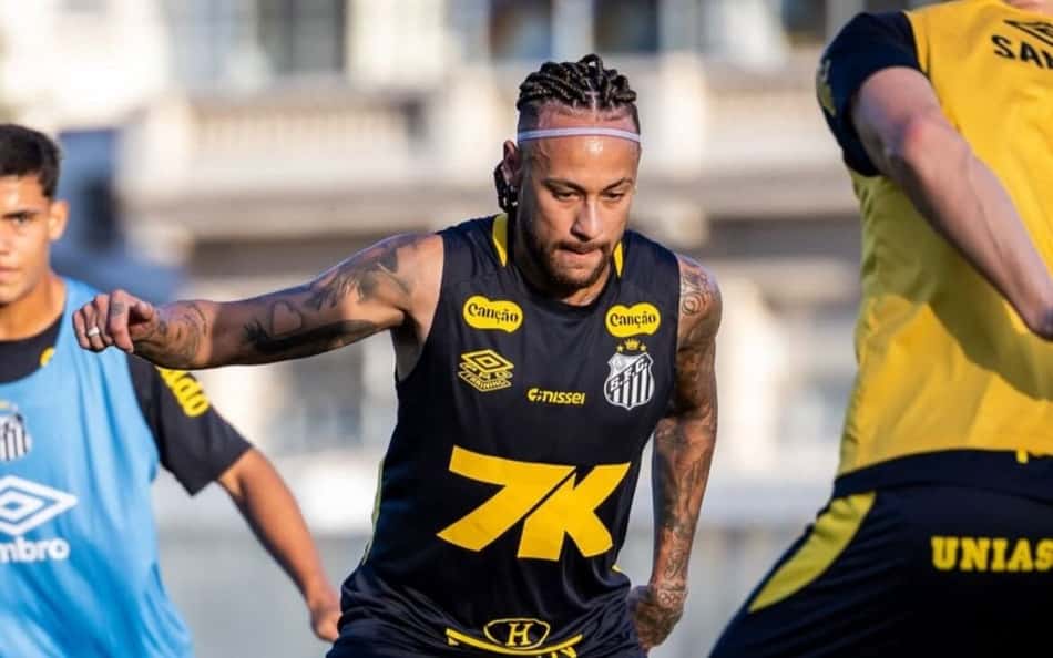 Com Neymar e Guilherme no campo, Santos faz penúltimo treino de olho no CRB