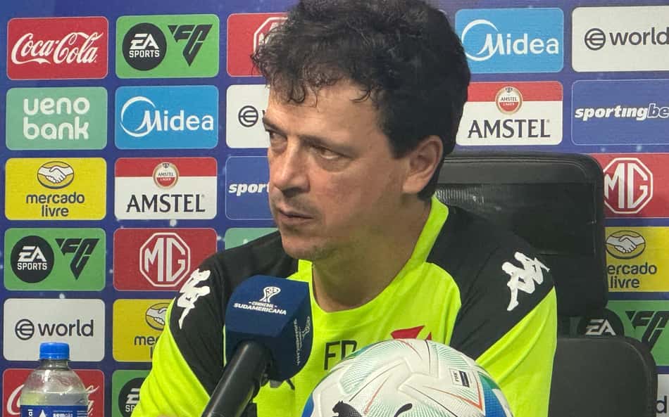 Diniz pede que Rayan não saia do Vasco na próxima janela: 'Insubstituível'