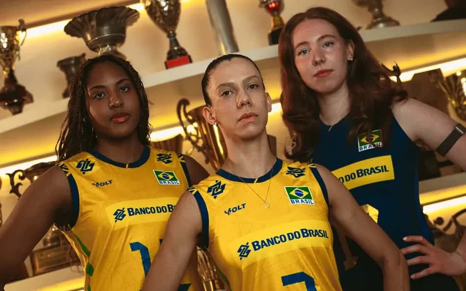 Seleção de vôlei apresenta novo uniforme para ciclo olímpico
