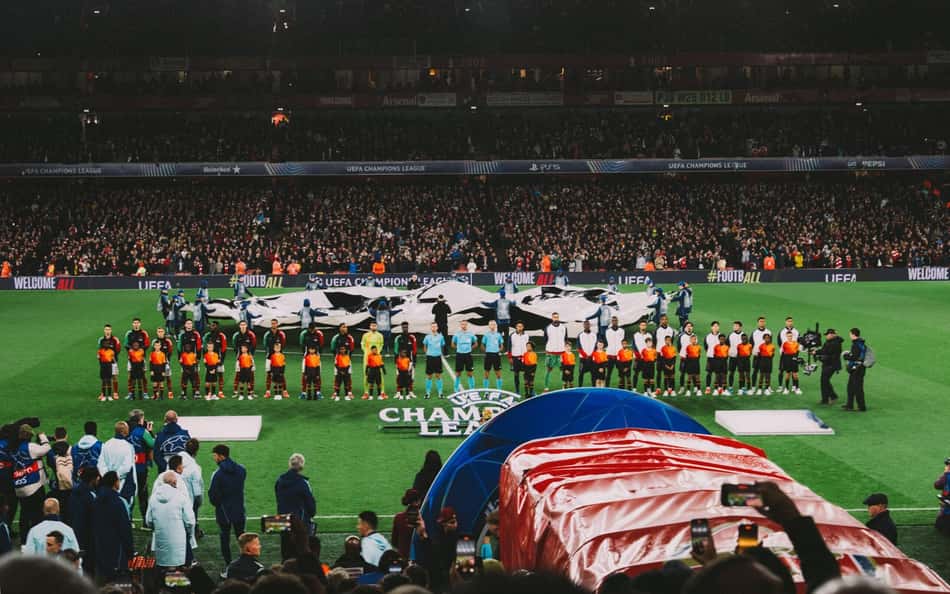 Arsenal e PSG se enfrentam pela fase de Liga da Champions
