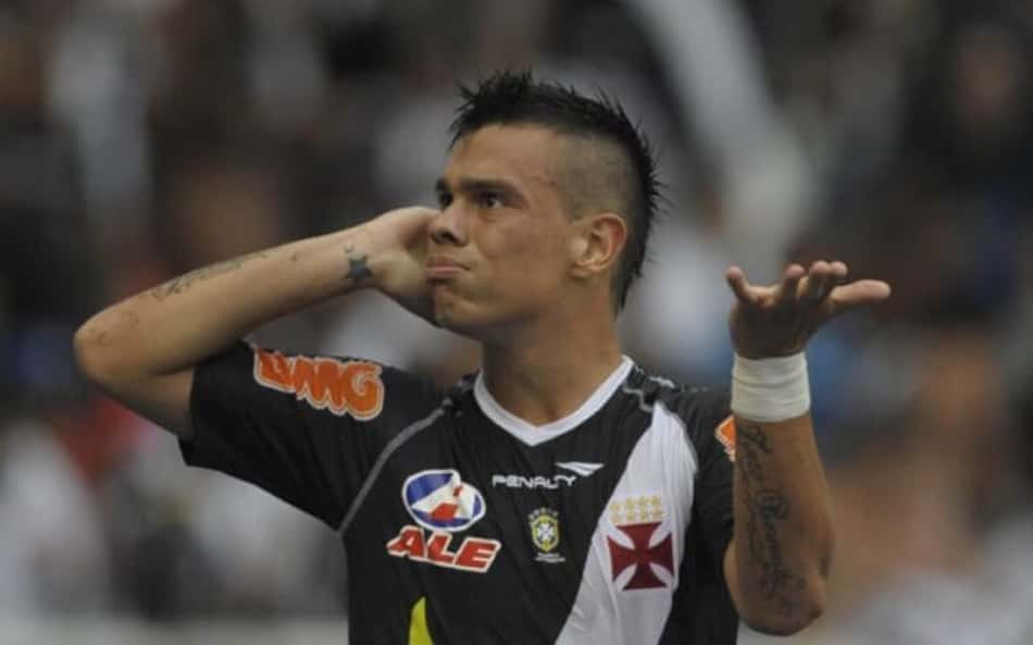 Fluminense x Vasco no Brasileirão 2011; virada cruz-maltina no último minuto
