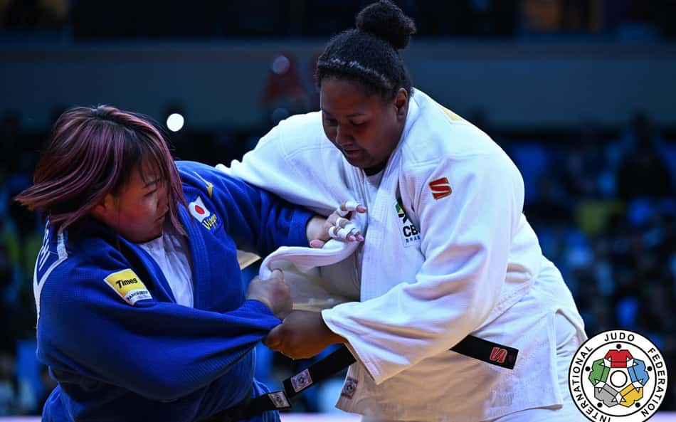 Campeã olímpica, Bia Souza busca pódio no Mundial: 'vamos atrás do ouro'