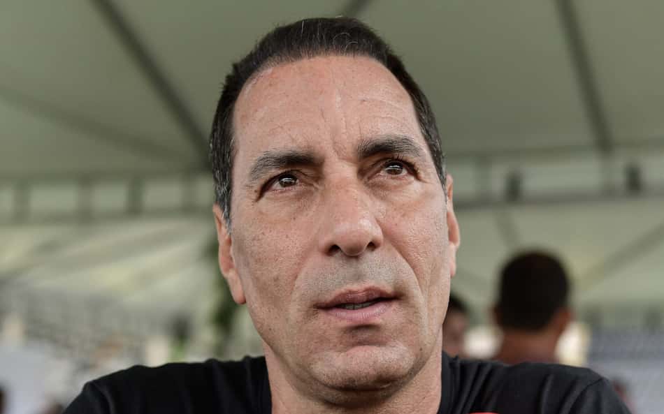 Edmundo detona atitude de Coutinho no Vasco: 'É um absurdo'
