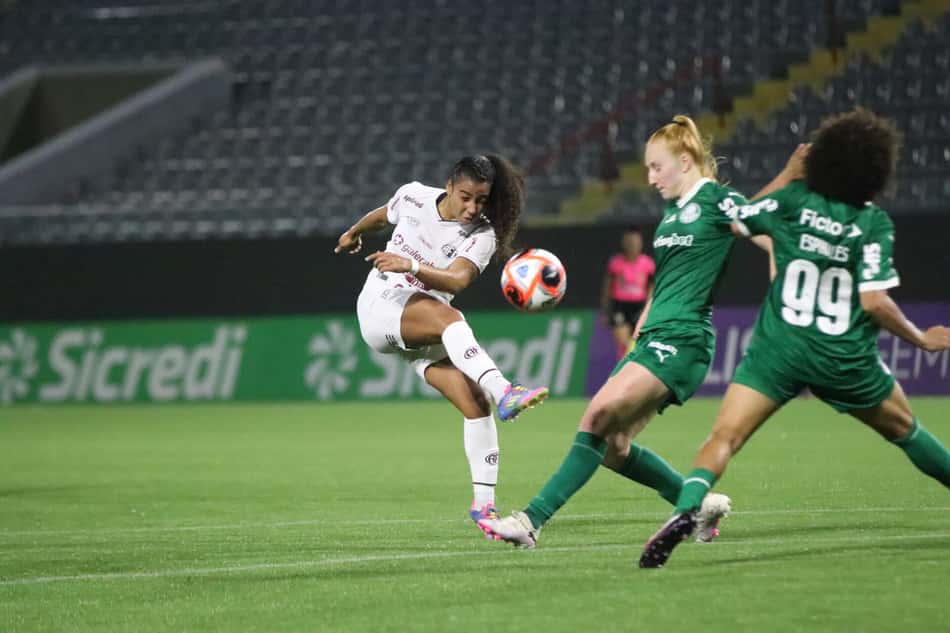 Ferroviária e Palmeiras duelam pelo Paulistão Feminino. (Foto: Millena Cravo/Ferroviária)