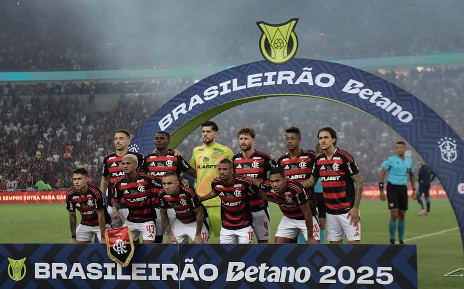 Flamengo defende invencibilidade contra o Palmeiras pelo Brasileirão