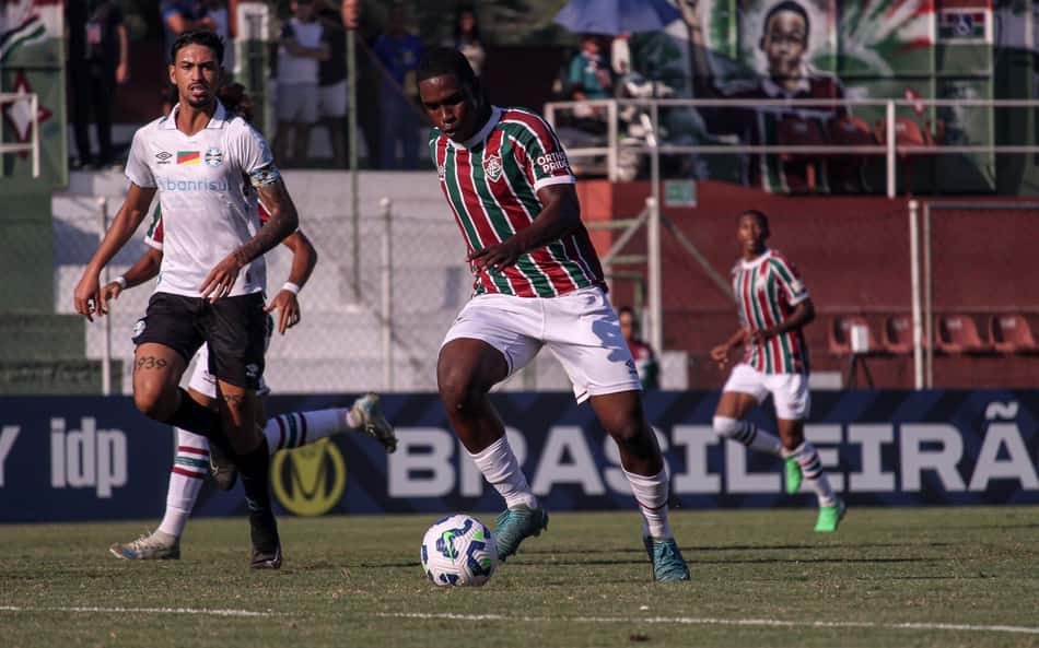 Fluminense busca virada no fim e vence Grêmio pelo Brasileirão Sub-20
