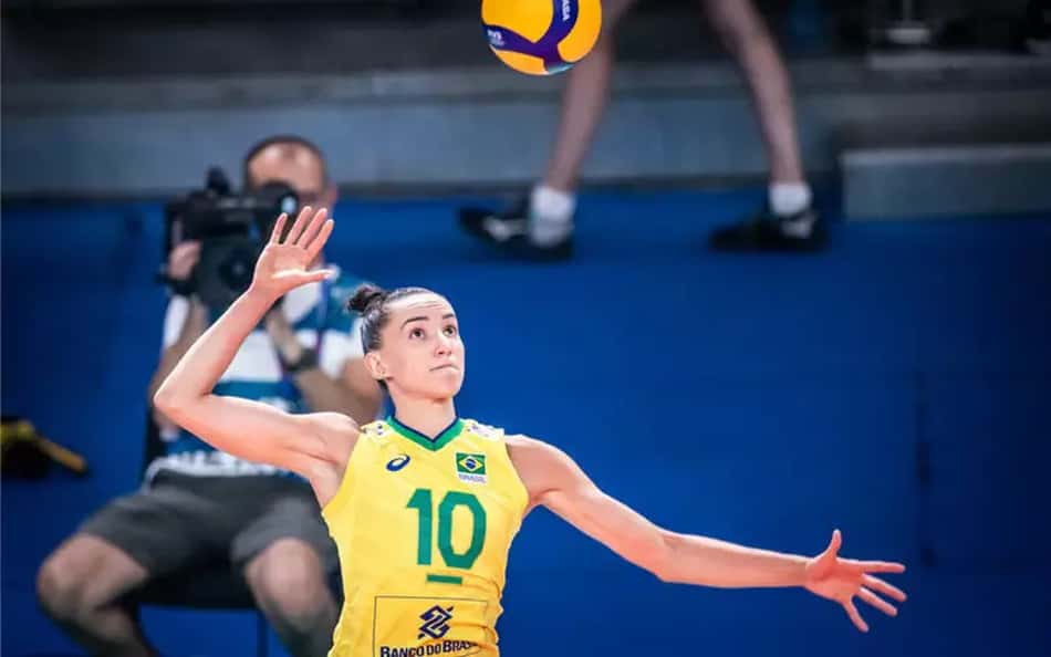Gabi Guimarães comemora seus 31 anos em grande estilo; veja