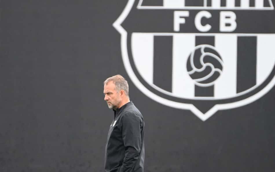 Técnico do Barcelona nega salto alto frente ao Real Madrid: 'Estamos focados'
