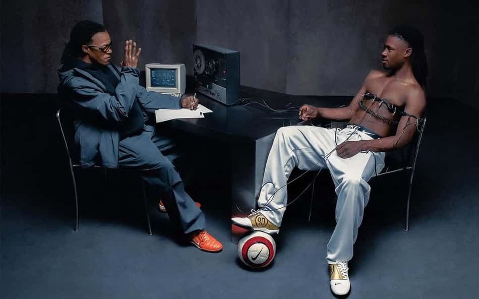 Nike recria fenômeno 'T90'; campanha é estrelada por dupla; confira