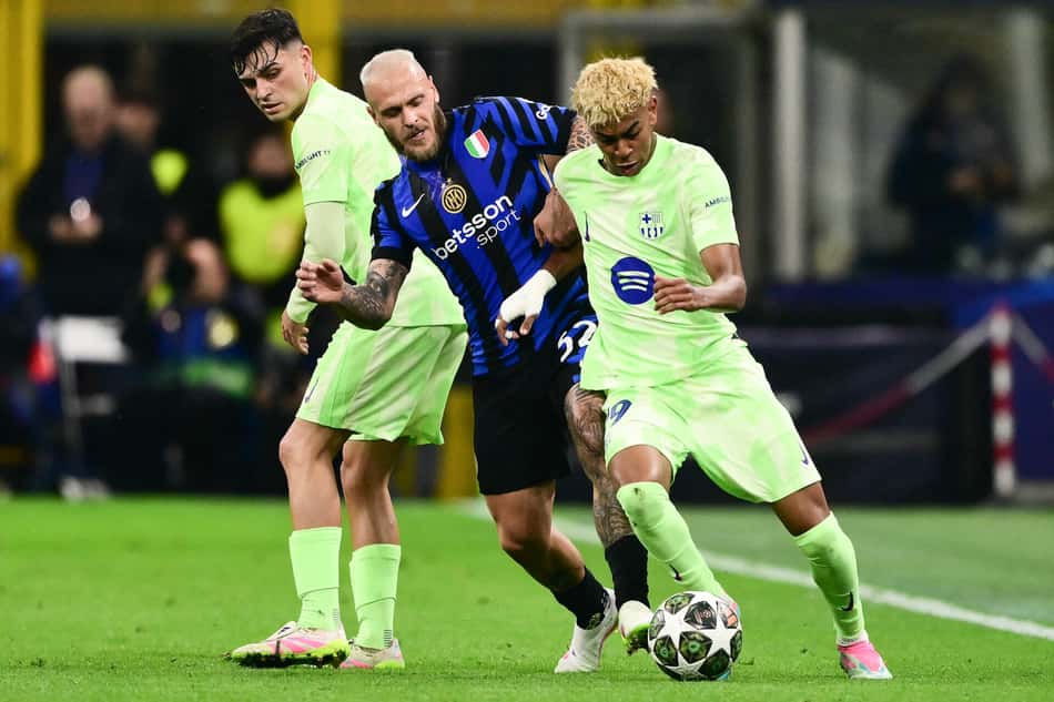 Lamine Yamal em ação do jogo do Barcelona contra Inter de Milão pela semifinal da Champions