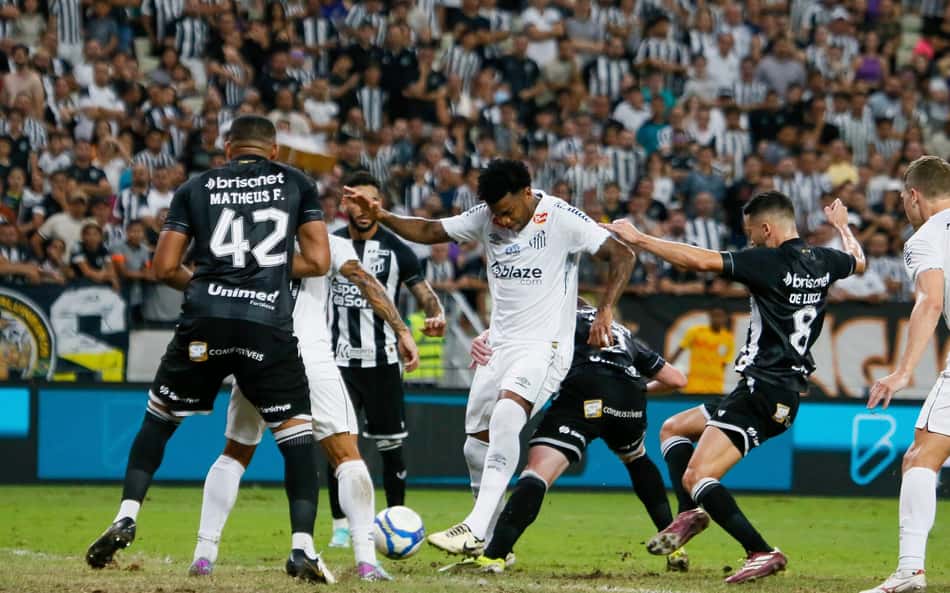 Santos defende invencibilidade como mandante contra o Ceará; veja