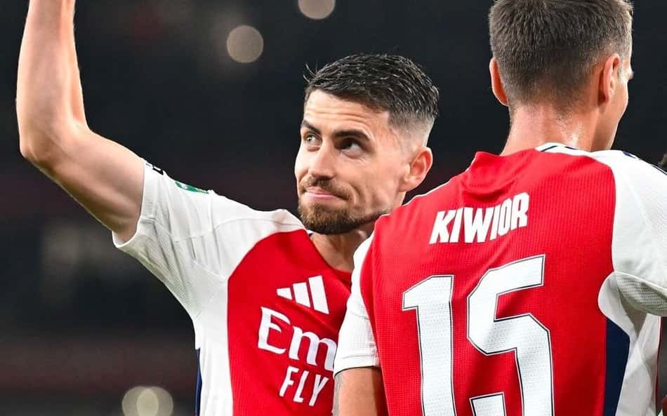 Jorginho anuncia saída do Arsenal e anima torcedores do Flamengo