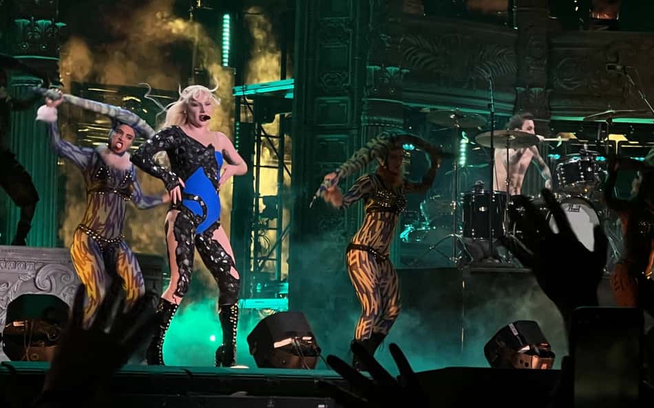 Vitor Roque, Seleção, Libertadores… Como a web reagiu ao show da Lady Gaga