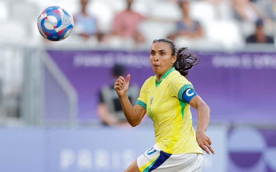 Rainha de volta! Marta é convocada para amistosos da Seleção feminina