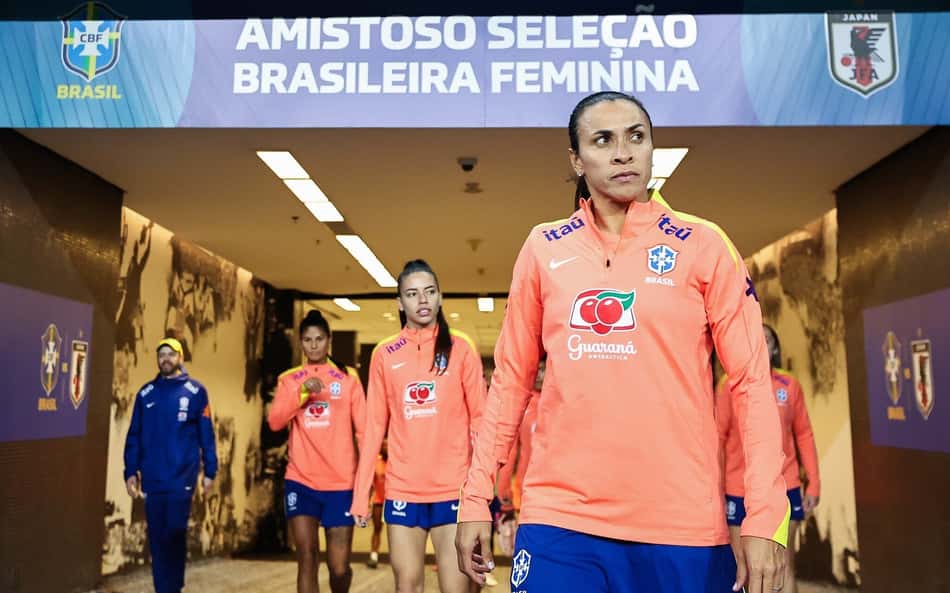 Opinião: Marta deve mesmo continuar sendo convocada para a Seleção feminina?