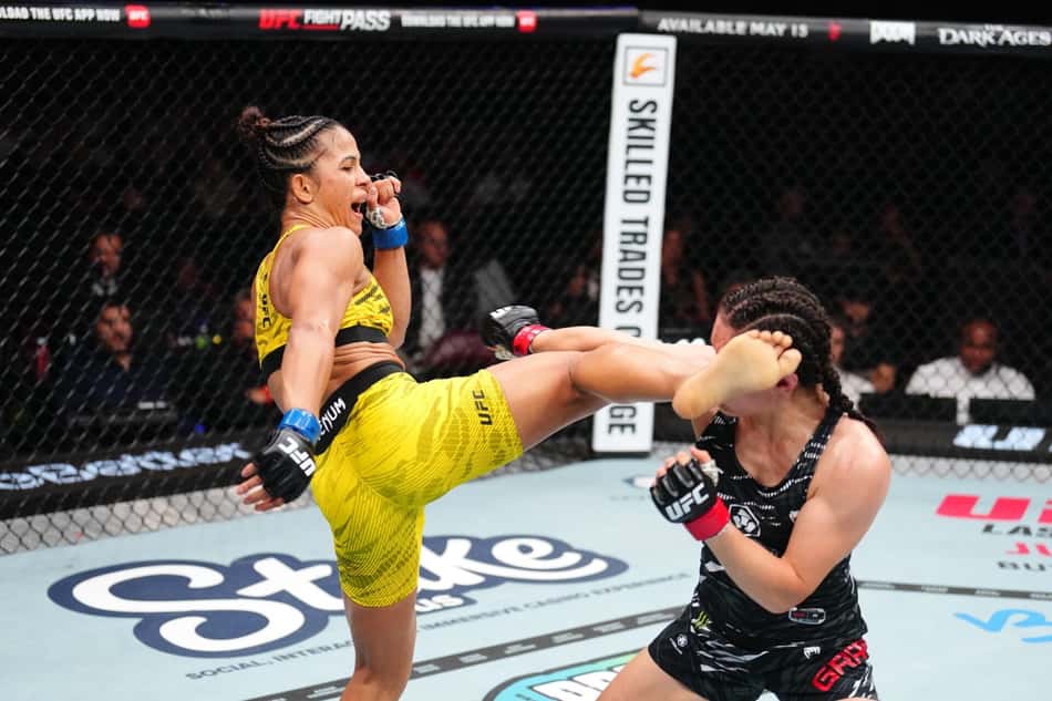 Natália Silva está perto de disputar cinturão do (Foto: Divulgação/UFC)
