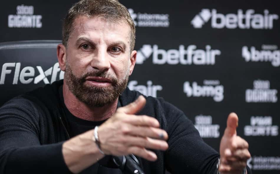 'Pedrinho, respeite a Lady Gaga': relembre trolagem com presidente do Vasco