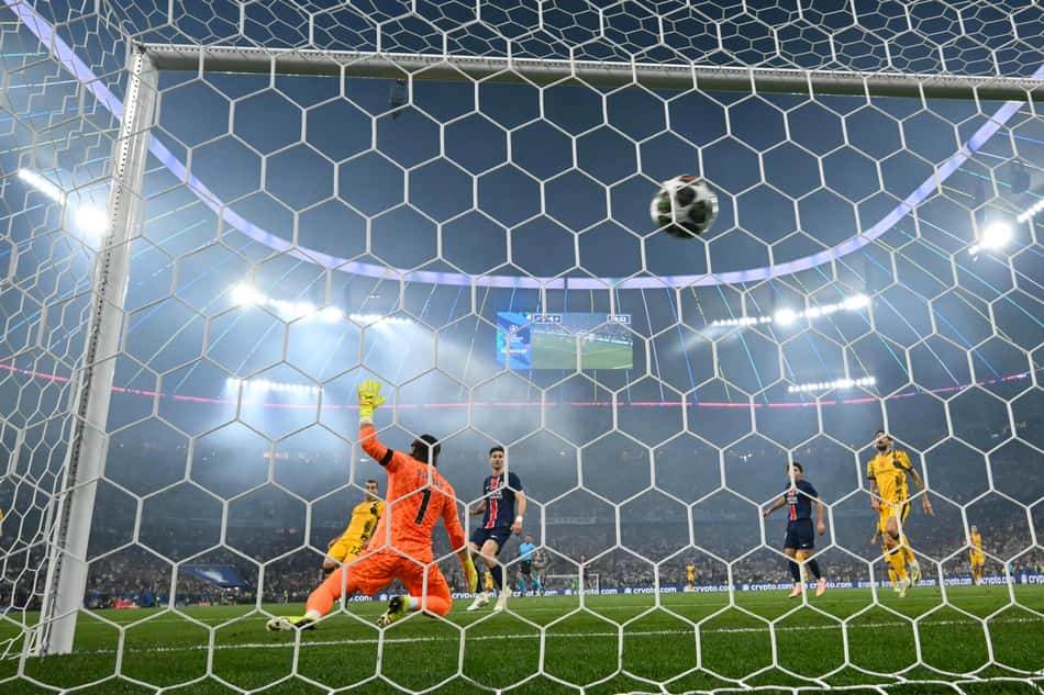 Gol do PSG na final da Champions League contra a Inter de Milão (Foto: Marco BERTORELLO / AFP)