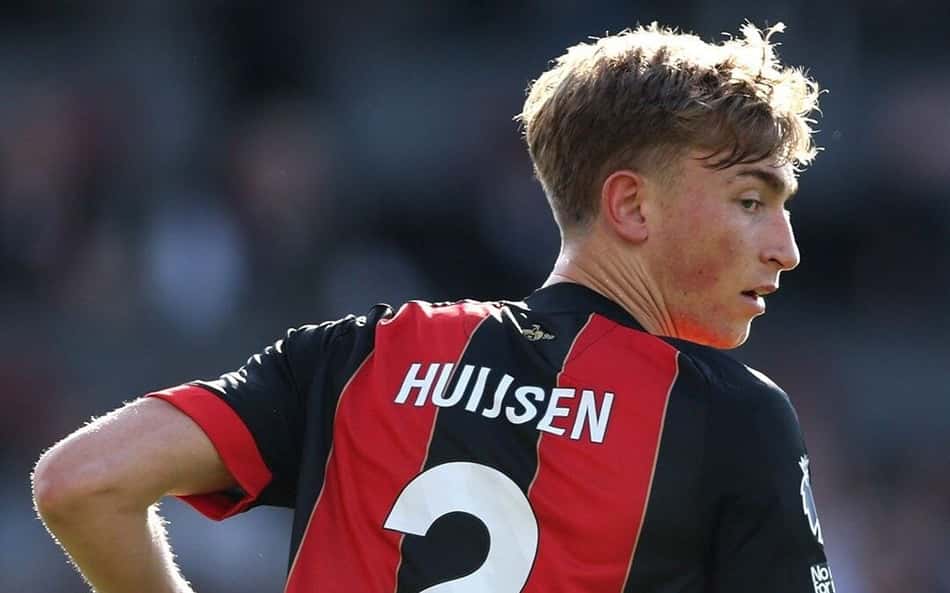 Quem é Dean Huijsen, zagueiro que custou R$ 374 milhões ao Real Madrid?