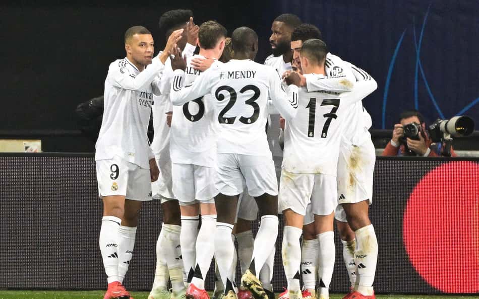 Titular do Real Madrid recebe chuva de críticas durante jogo contra o Barcelona