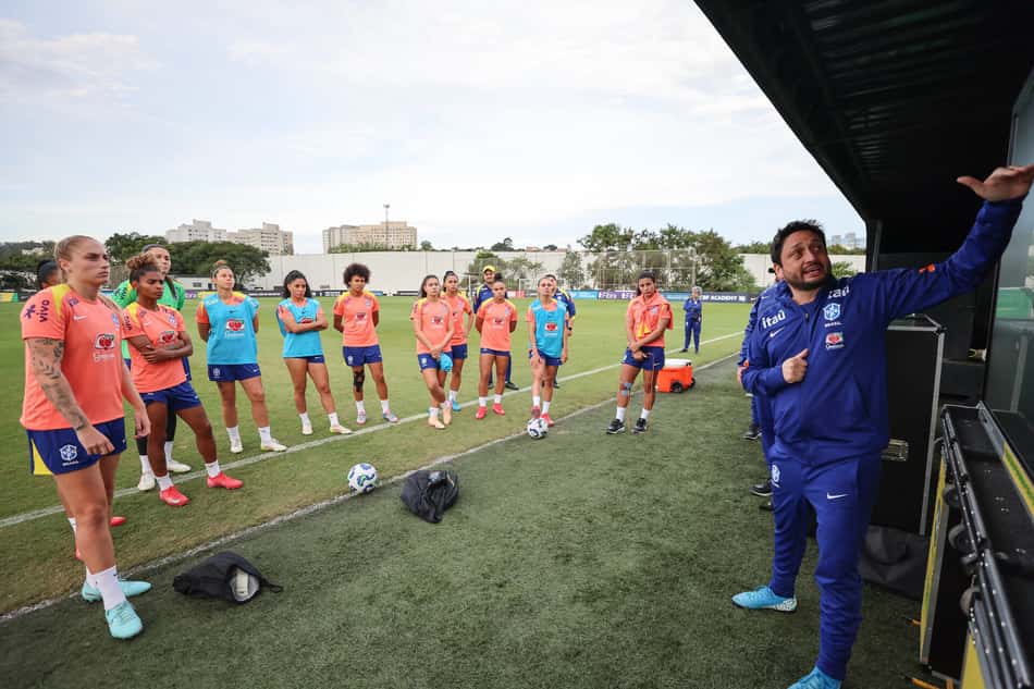 3º Treino da Seleção Brasileira Feminina - CT Joaquim Grava