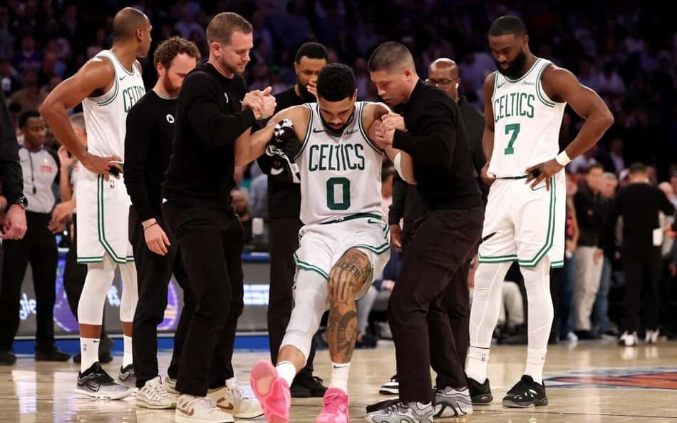 Jayson Tatum é operado, e Boston Celtics divulga comunicado oficial; veja
