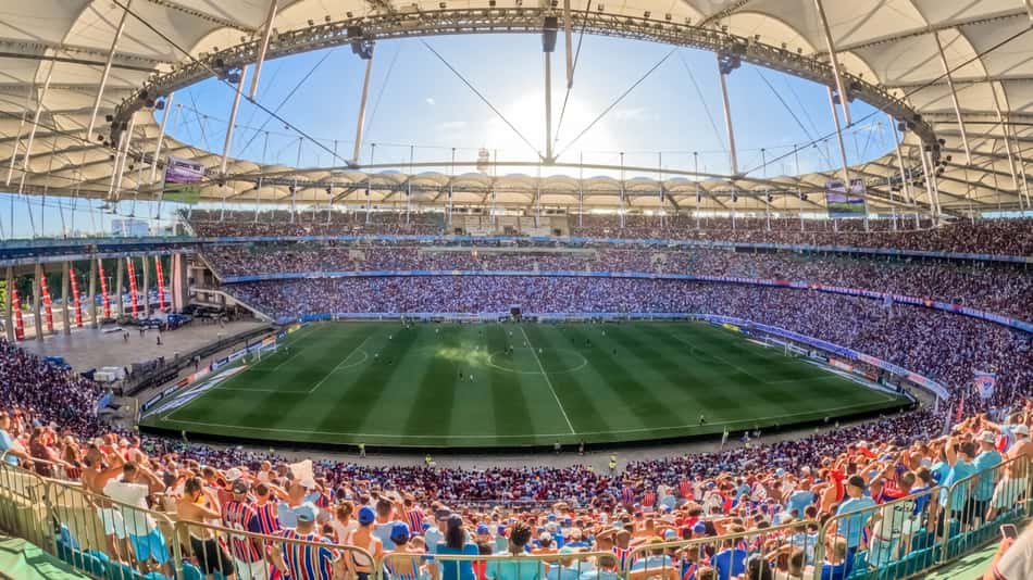 Torcida do Bahia lota Arena Fonte Nova para final do Baianão 2023 (Foto: San Júnior / Divulgação)