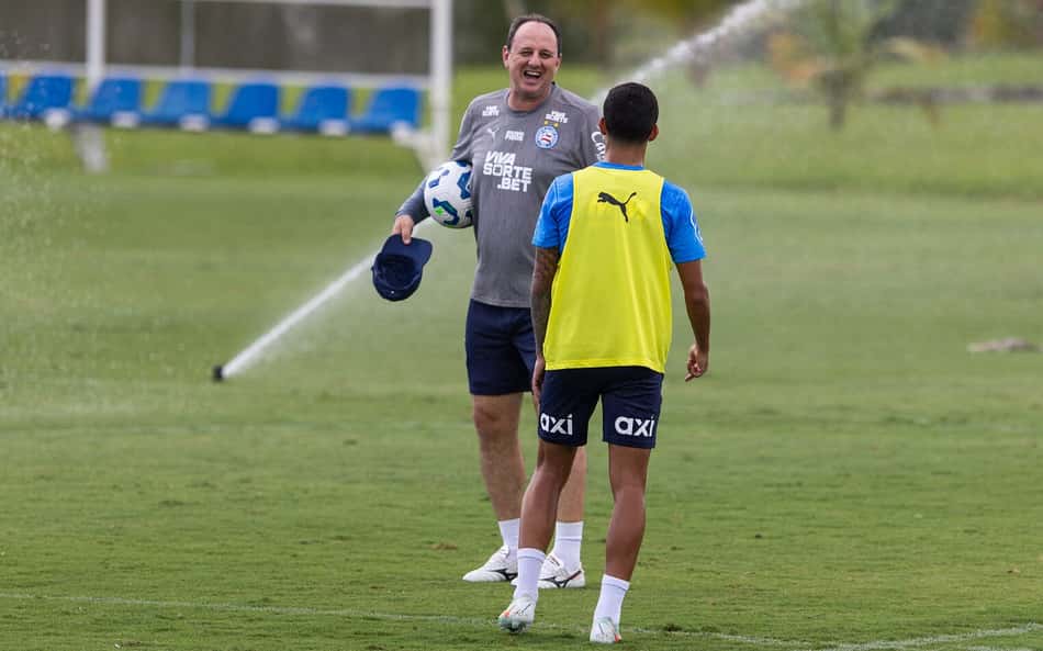 Dupla volta a treinar pelo Bahia; veja provável escalação contra o Bragantino