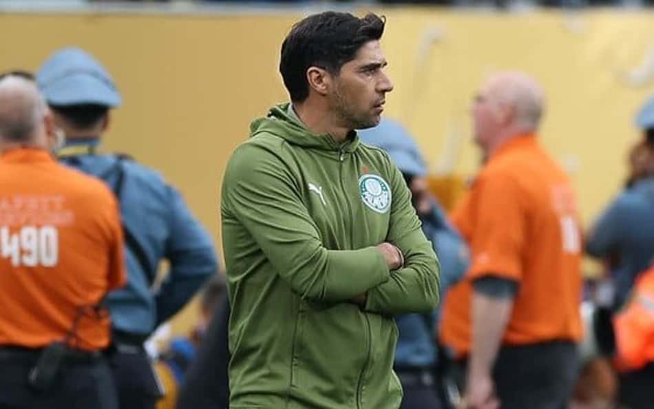 Abel Ferreira avalia desempenho do Palmeiras na estreia do Mundial: 'Foi um jogo equilibrado'