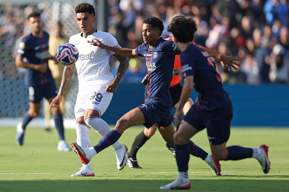 Igor Jesus em jogada durante PSG x Botafogo (Foto: Vítor Silva/Botafogo)