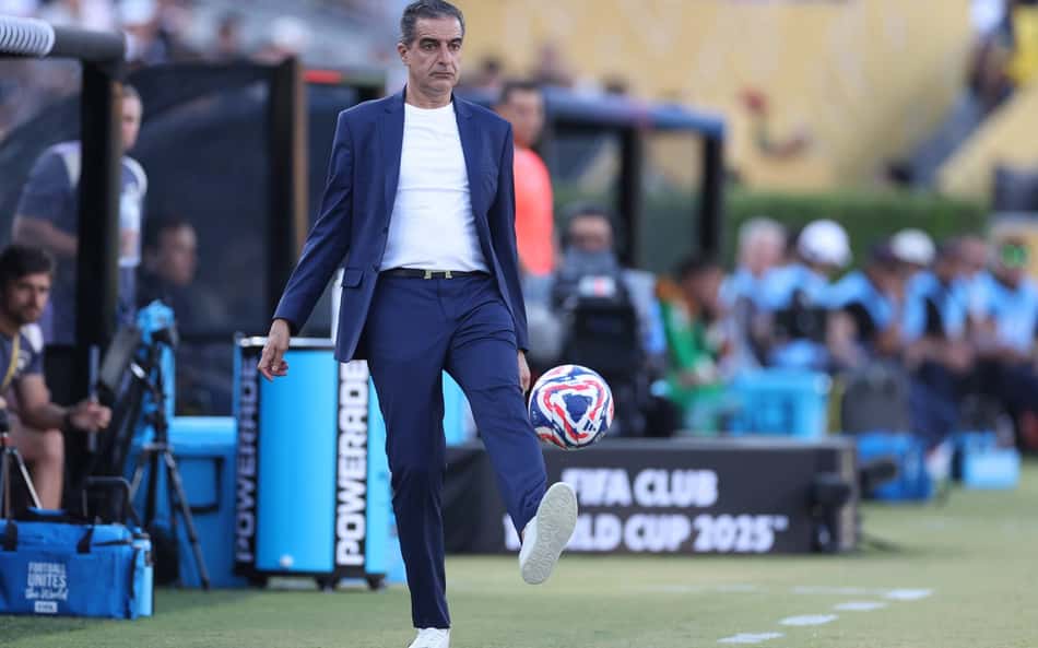 Técnico do Botafogo diz que Atlético de Madrid é 'mais uma montanha para escalar'