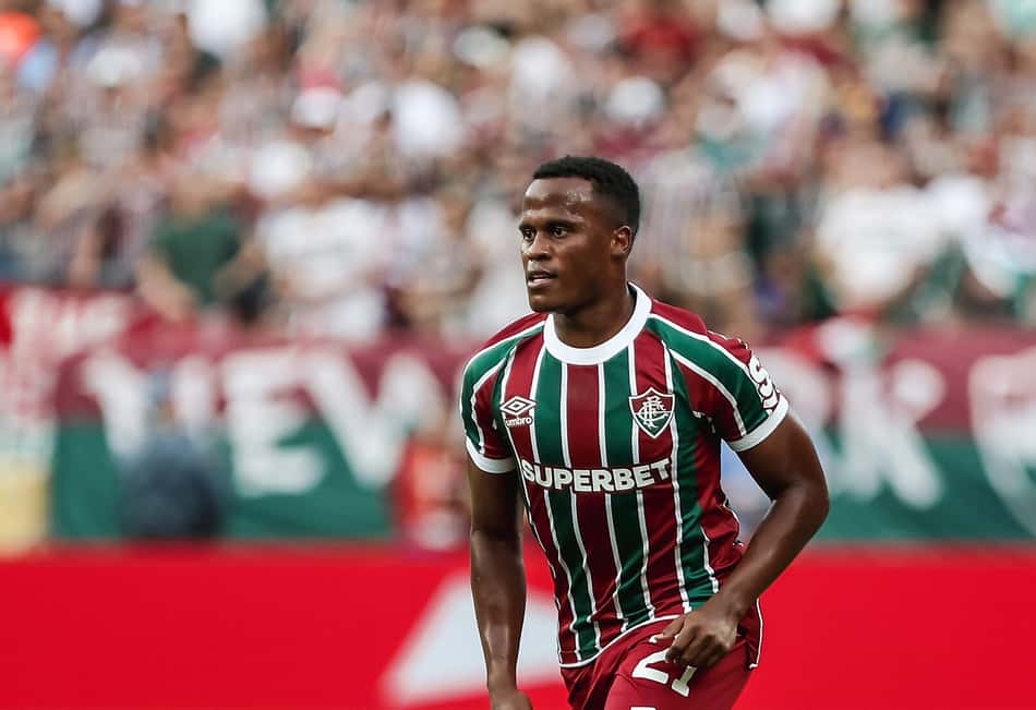 Arias abriu o placar para o Fluminense (Foto: Marcelo Gonçalves/Fluminense FC)