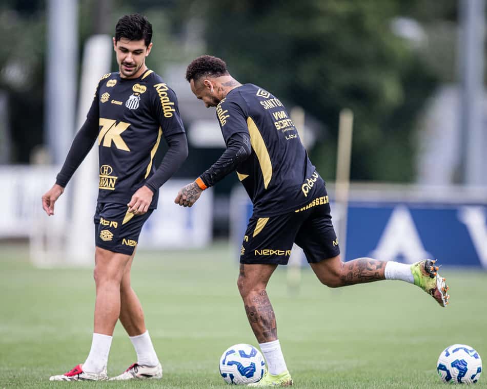 João Basso e Neymar (Foto: Raul Baretta/ Santos FC)