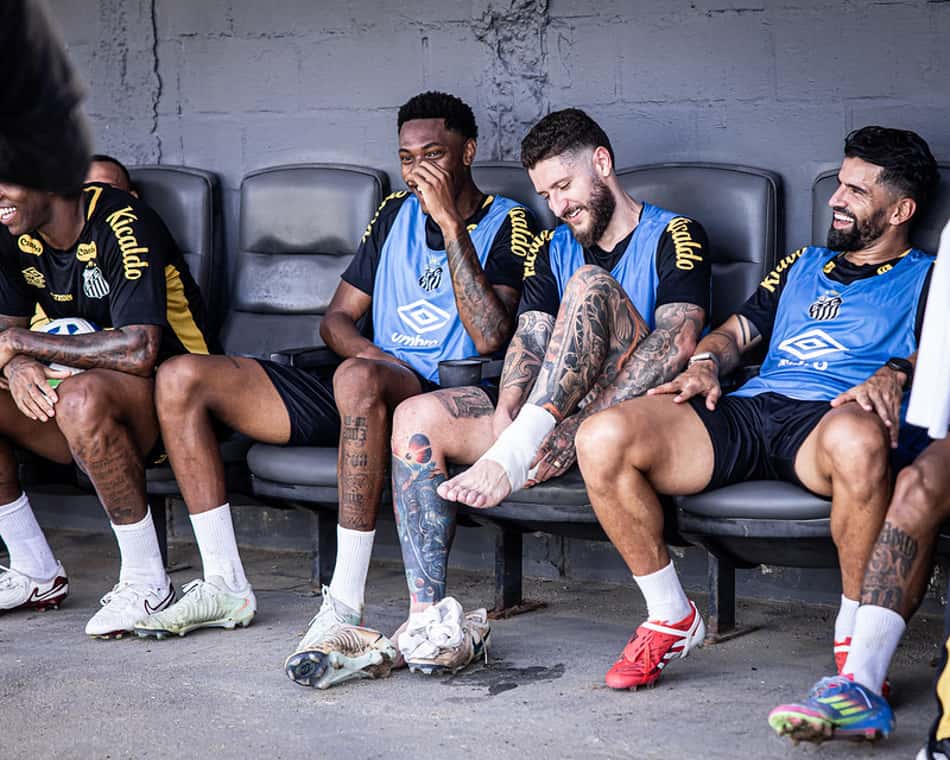 O Santos deve anunciar em breve Willian Arão e Igor Vinícius como reforços. (Foto: Raul Baretta/ Santos FC)