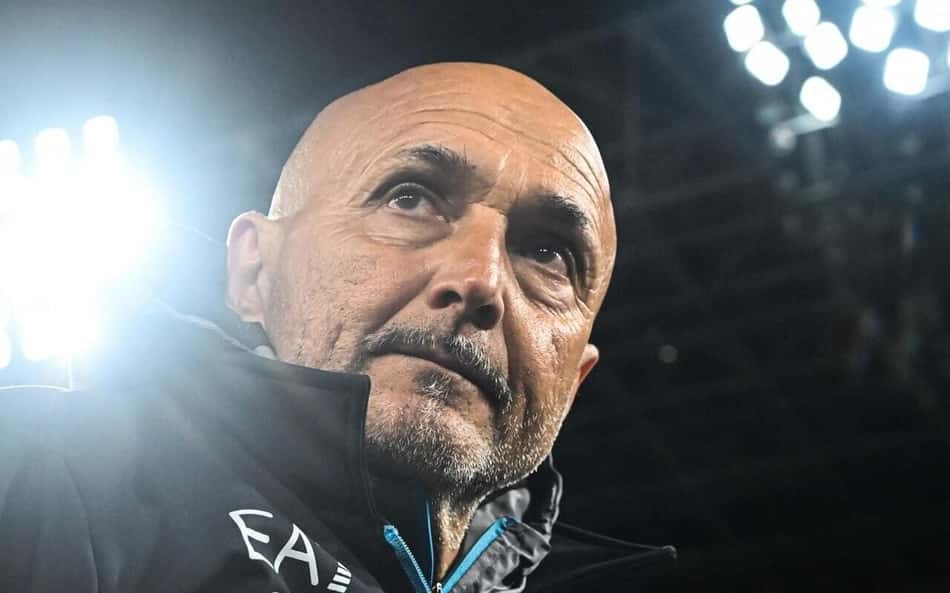 Técnico da Itália vira manchete e vê pressão aumentar após derrota nas Eliminatórias