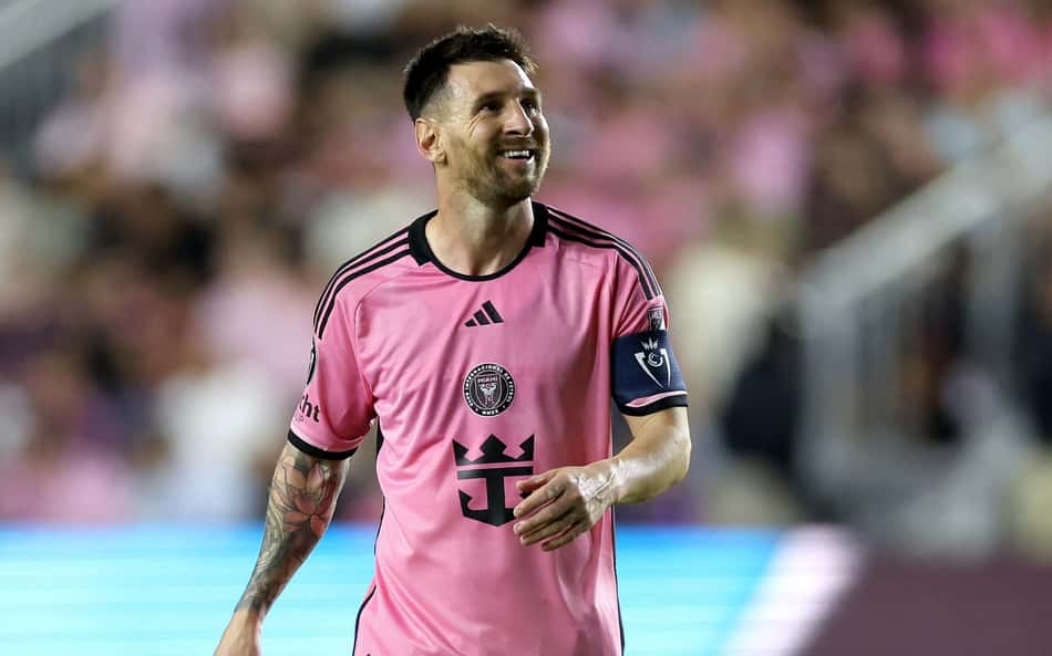 Adversário do Palmeiras, Messi admite experiência nova no Mundial