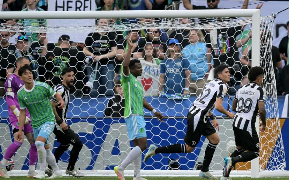 Mesmo apertada, vitória do Botafogo deixa time com boas chances no Mundial
