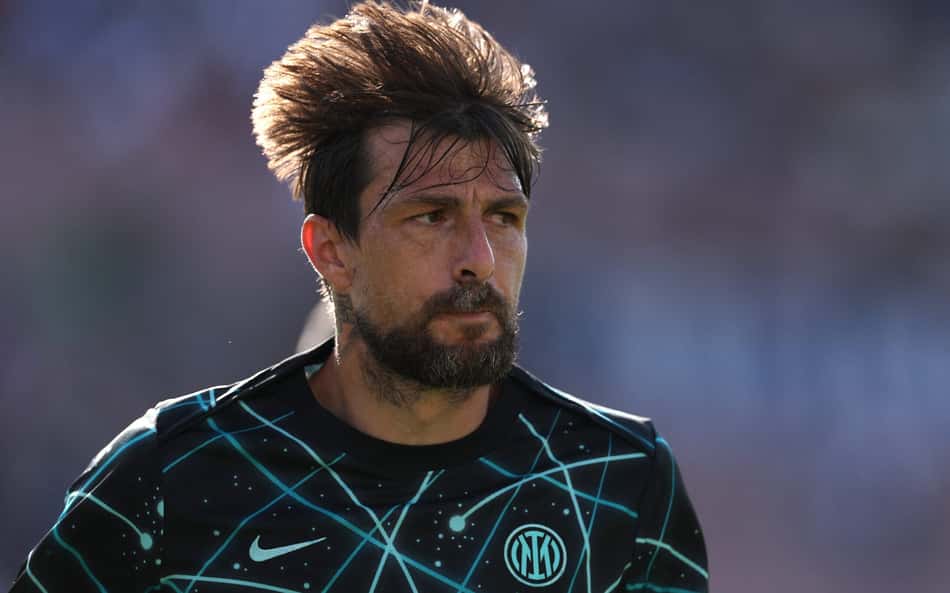 VÍDEO: Atleta da Inter de Milão ameaça torcedor do PSG: 'vou te bater'