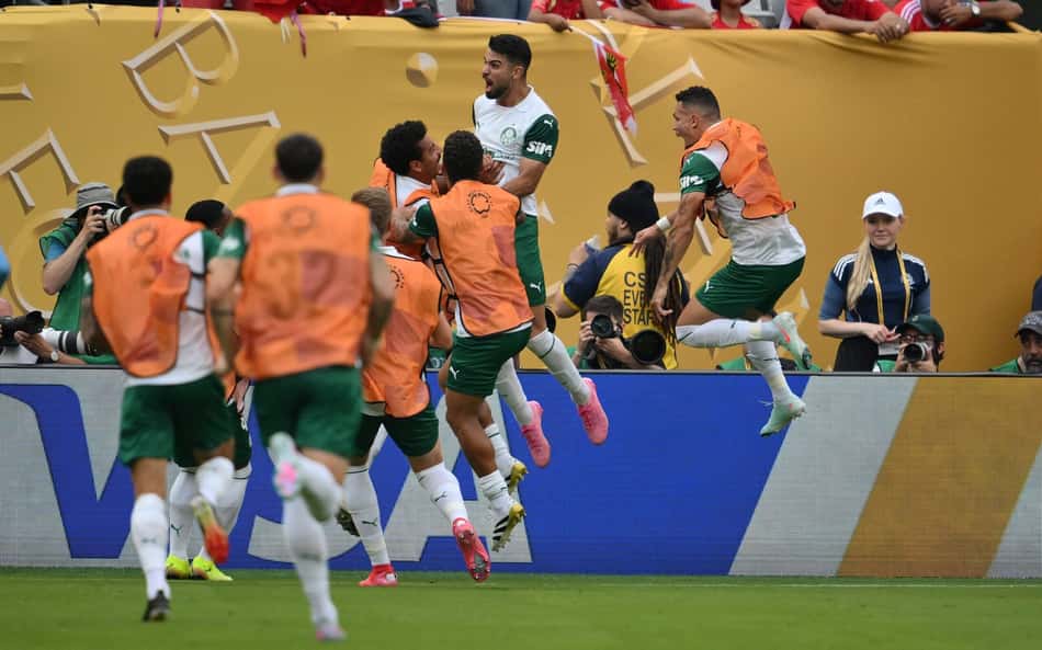 Maurício, do Palmeiras, comenta gol de Flaco na vitória do Mundial: 'Jogada pré-definida'