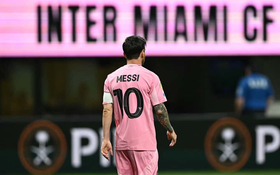 Liderança, gol e magia: Messi comanda o Inter Miami rumo à classificação no Mundial
